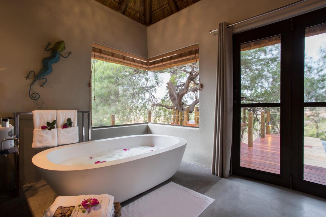 Naledi Lodges Balule viltreservat Exteriör bild